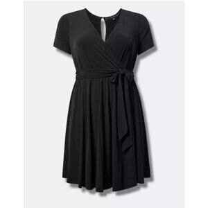 Torrid Black Surplice Romper Dress Look LBD Built-In Shorts Tie Waist Size 1